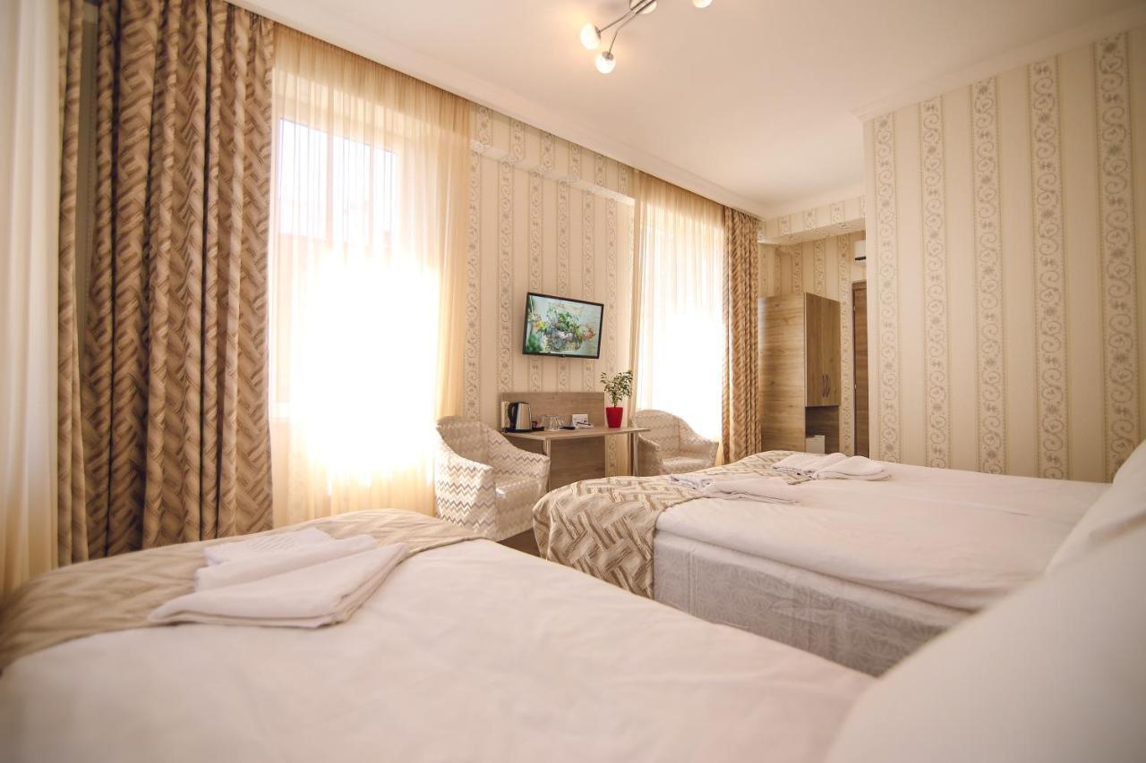 Hotel Kera Τυφλίδα Εξωτερικό φωτογραφία