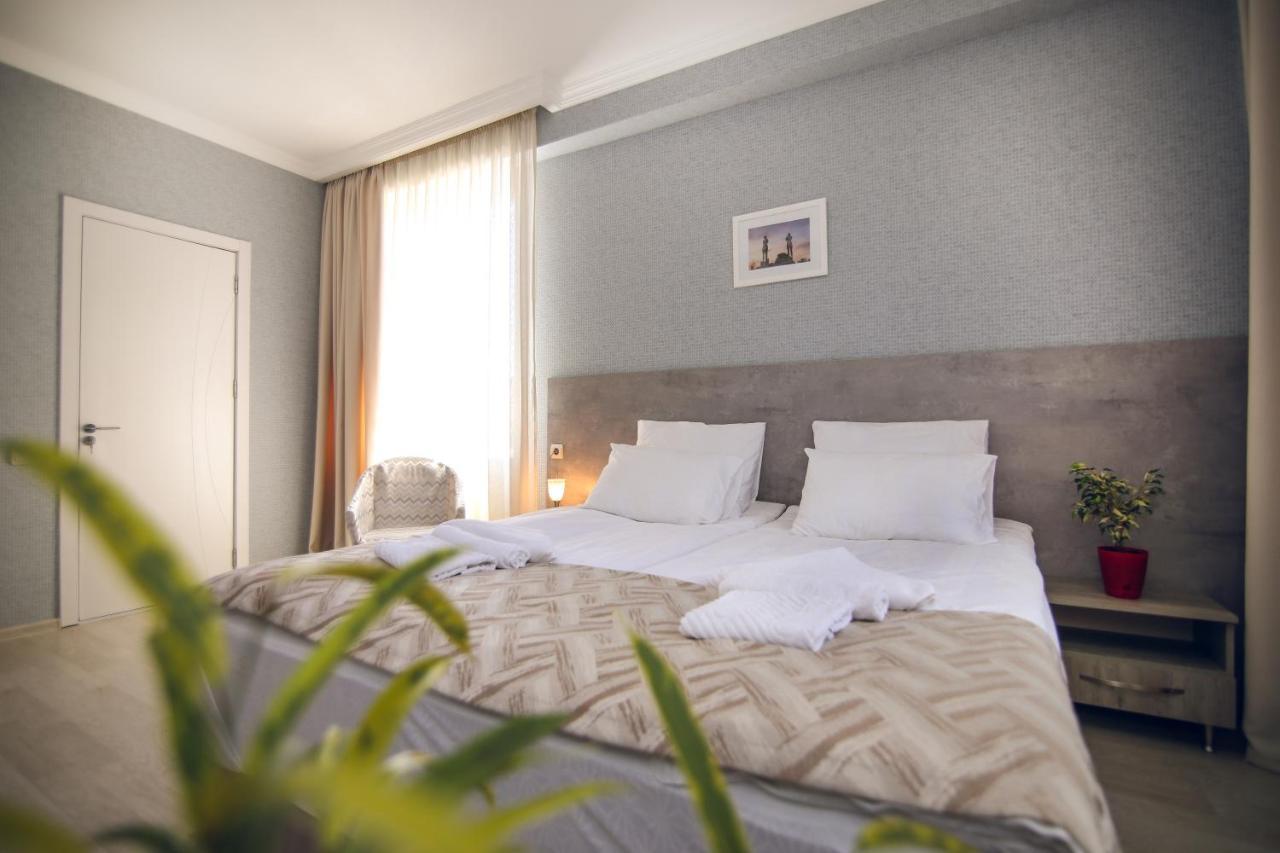 Hotel Kera Τυφλίδα Εξωτερικό φωτογραφία