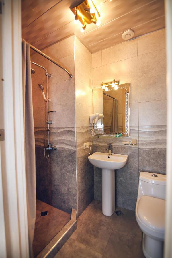 Hotel Kera Τυφλίδα Εξωτερικό φωτογραφία