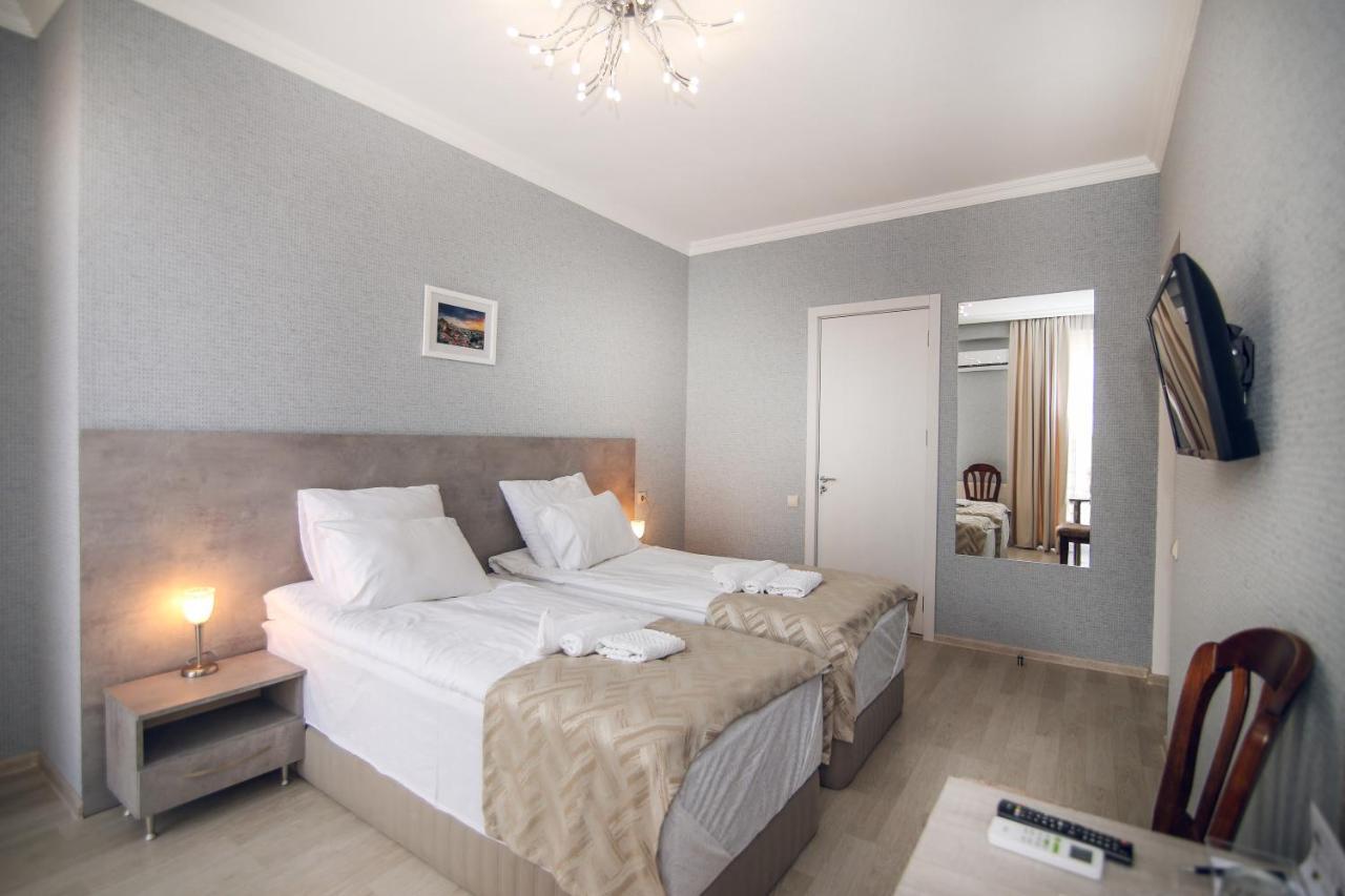 Hotel Kera Τυφλίδα Εξωτερικό φωτογραφία